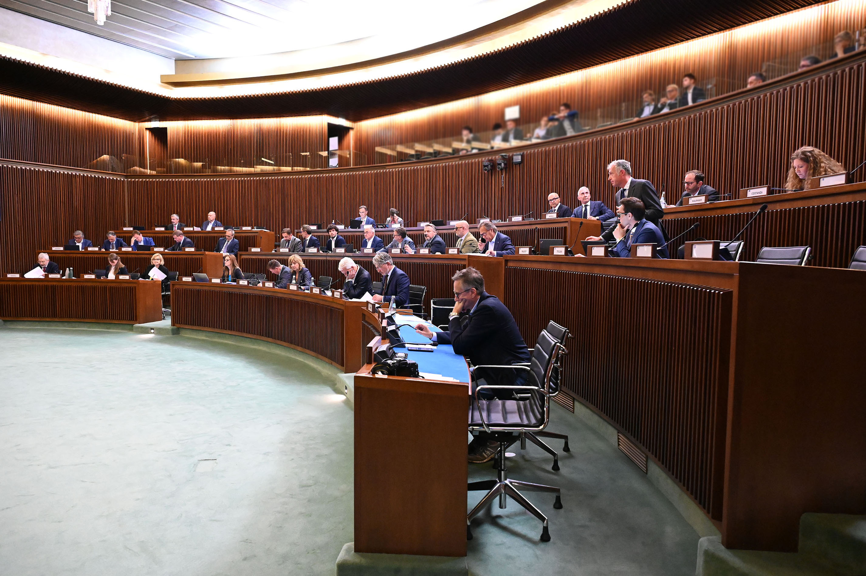 CASA/1. AULA UNANIME SU ALLOGGI ATER A DONNE VITTIME VIOLENZA GENERE